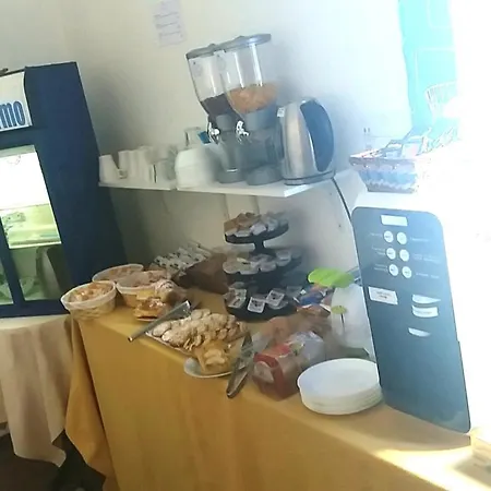 לינה וארוחת בוקר Royal 3*